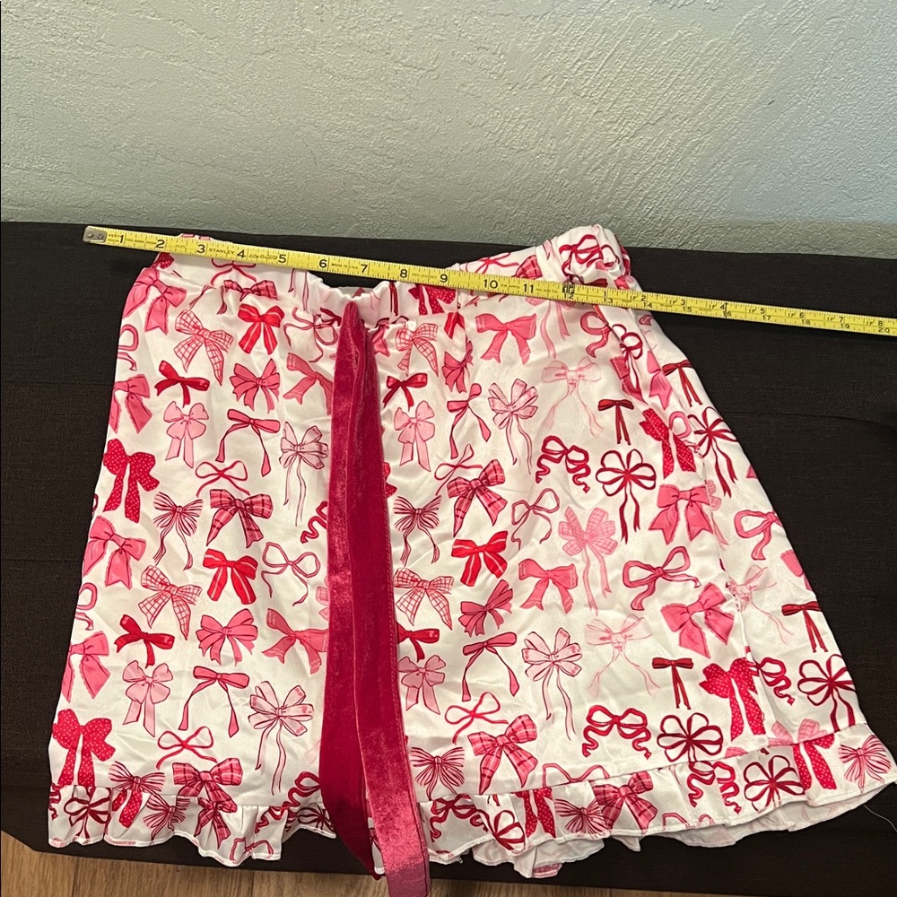 # 1143+ Pink and Red Bow Print Pajama Set - Picture 5 of 11